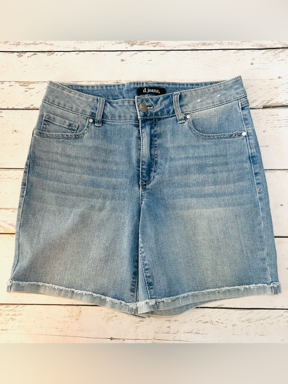 Sz 6 d. jeans Light Blue Denim Waistband Detail